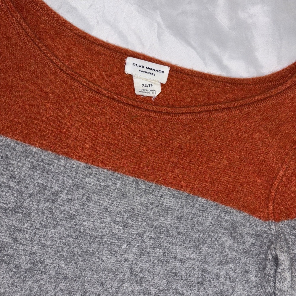 Club Monaco Womens Size XS 100% Cashmere Color Block Sweater Light Gray Orange